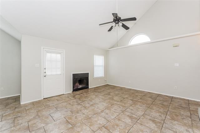 Building Photo - 8440 Cloverglen Ln