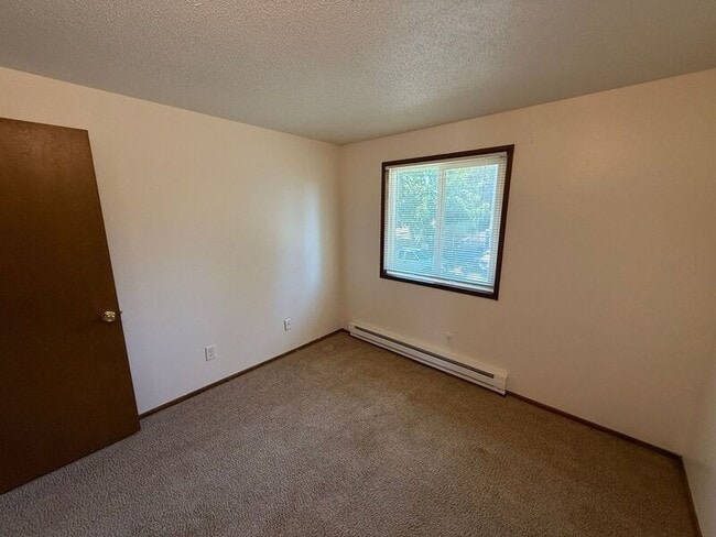Building Photo - 3779 Iberis St NE