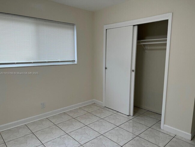 Building Photo - 5725 Grant St