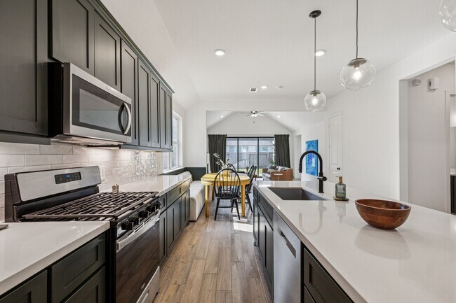 Building Photo - 9311 Blackwell Orchard Ln