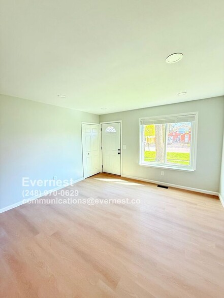 Building Photo - 20931 Vermander Ave