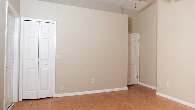 Building Photo - 3309 SW Frankford St