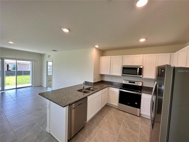 Building Photo - 2151 Tay Wes Dr