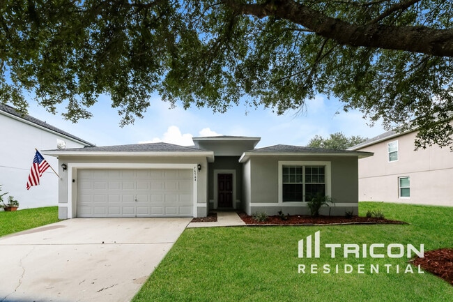 Building Photo - 76564 Longleaf Loop