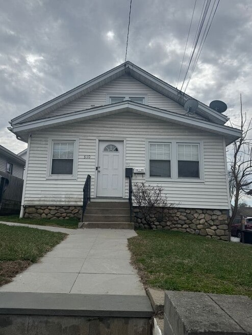 Building Photo - 510 W Main St