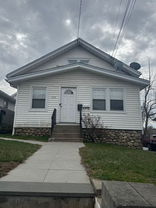 Building Photo - 510 W Main St