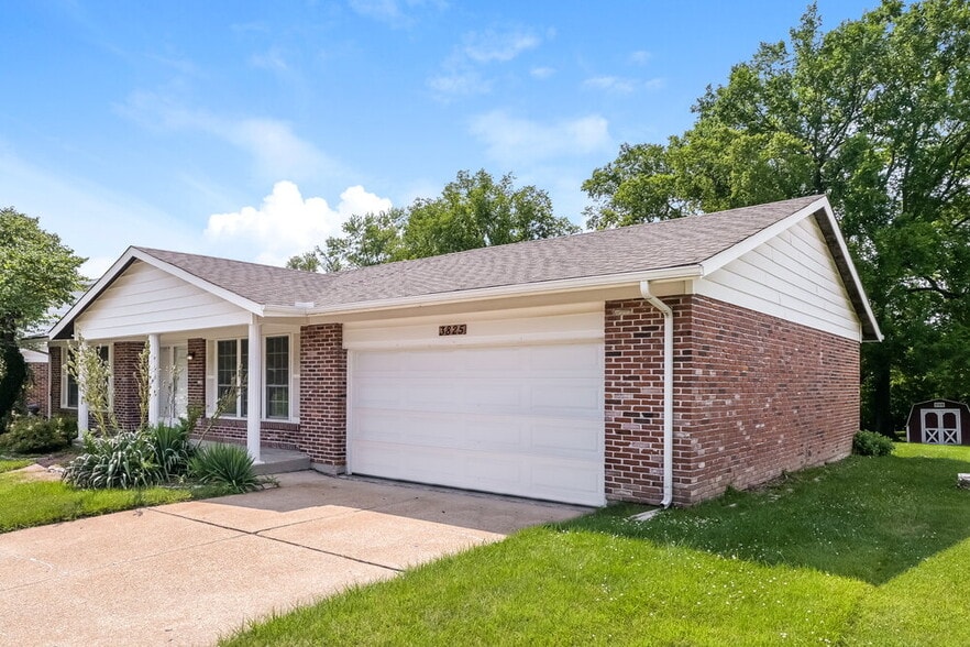 Building Photo - 3825 Arbre Ln