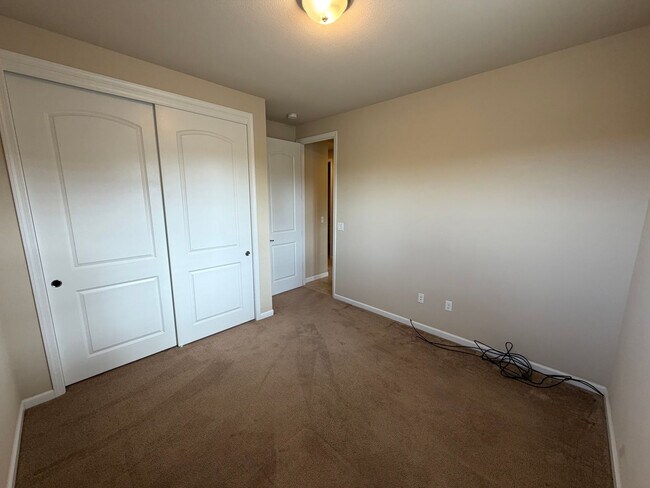 Building Photo - 3 Bedroom Home in Sparks Gated Community!