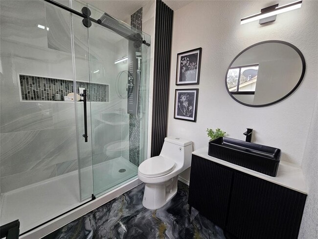 Building Photo - 10706 Berthound Dr