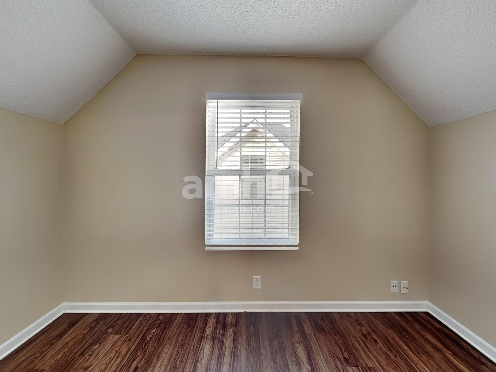 Building Photo - 2849 Elijah Dr