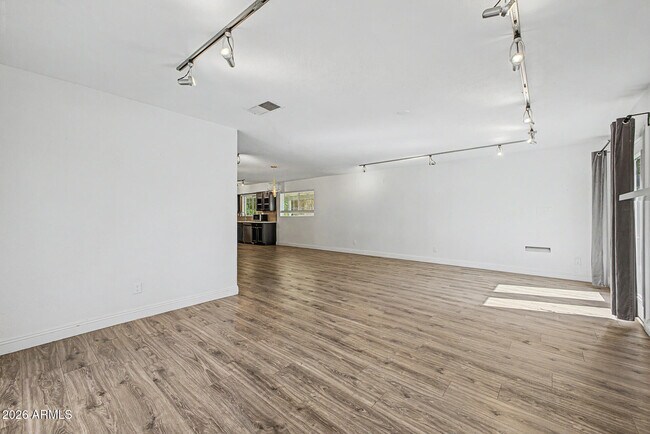 Building Photo - 6732 E 6th St