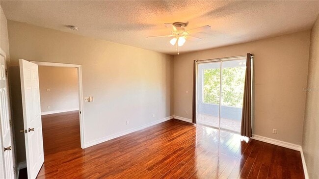 Building Photo - 949 Dekleva Dr