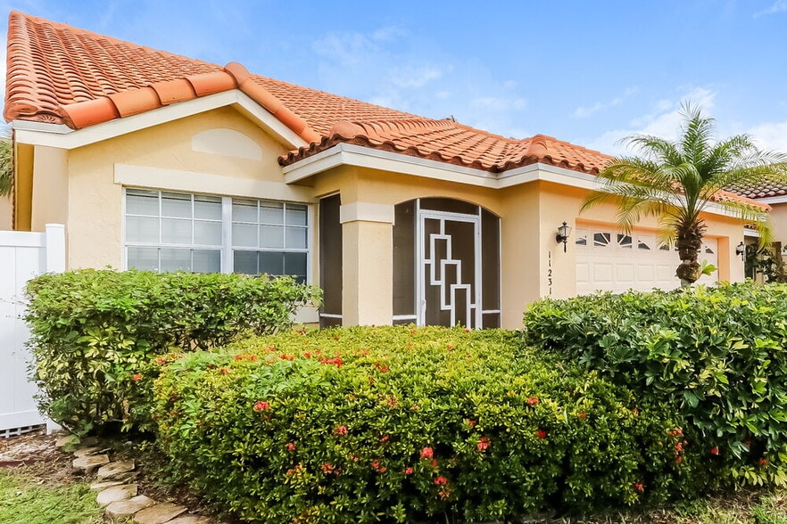 Building Photo - 11231 Jasmine Hill Cir