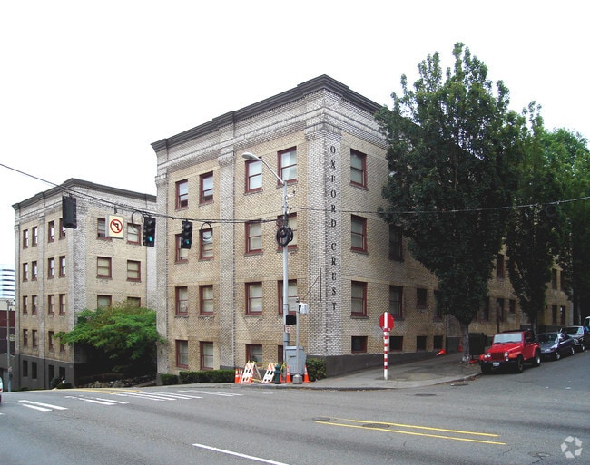 Building Photo - Oxford Crest Apartments
