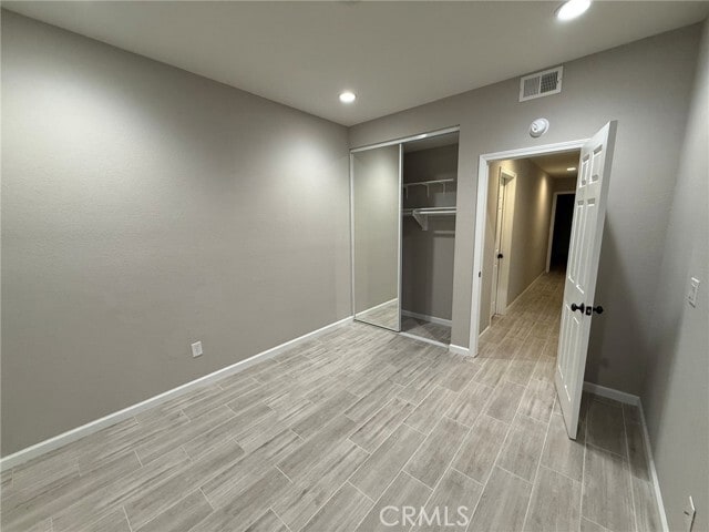 Building Photo - 34 Greenmoor