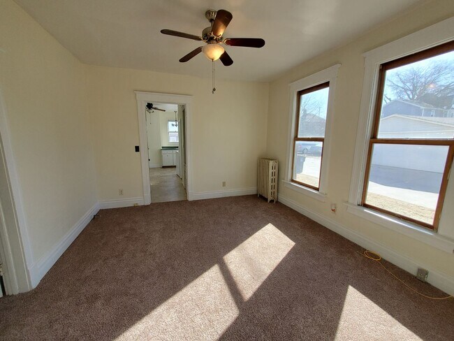 Building Photo - 1314 11th St