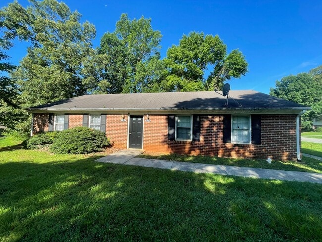 Primary Photo - Bedford Duplex