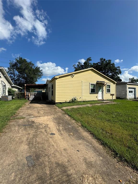 Primary Photo - 8308 Lenore St