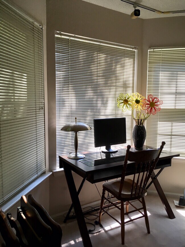 Sunroom - 6140 Gray Gate Ln