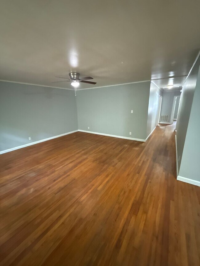 Building Photo - 2871-2873 Audubon Cir