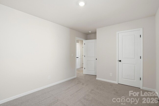 Building Photo - 3031 Breslin St