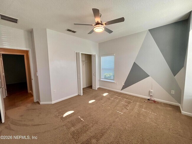 Building Photo - 15730 Spotted Saddle Cir