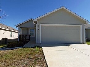 Building Photo - 4/2 Home near Potranco and 211