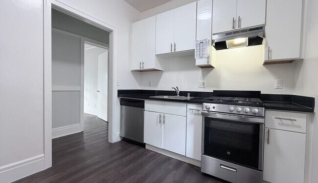 Primary Photo - 1029 Geary Blvd