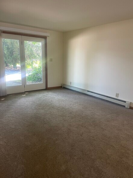 Building Photo - 3273 Graydon Ave