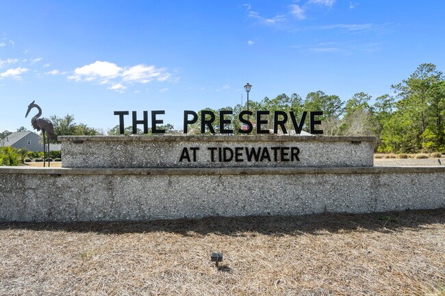 Building Photo - 322 Royal Eagle Ct