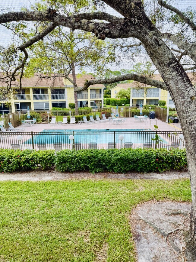 Primary Photo - 2750 Kings Lake Blvd