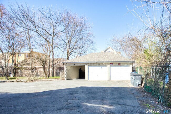 Building Photo - 44-46-46 Glendale Ave