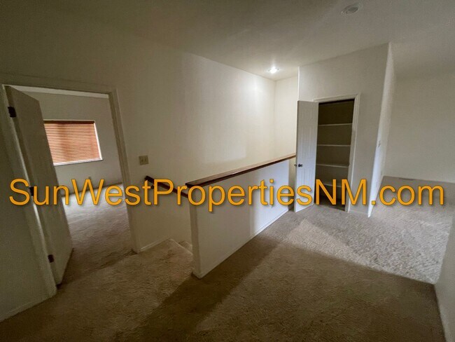 Building Photo - 3 Bedroom, 2.5 bath, 2 story with 2 car garage