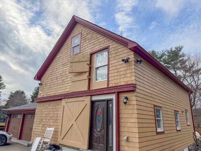 Building Photo - 405 North Ave