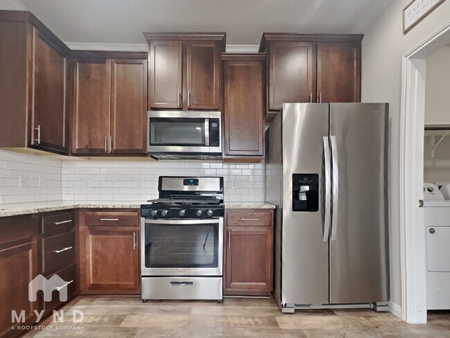 Building Photo - 317 Rusk Bluff Ave