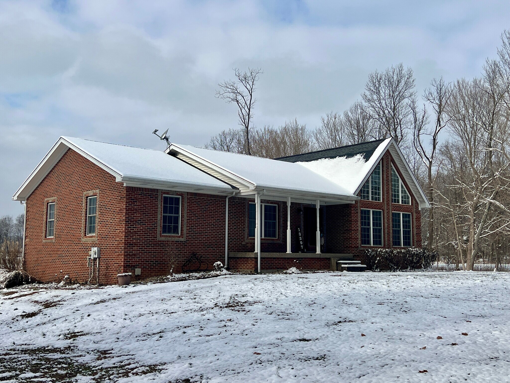 Building Photo - 13307 North Rd NW