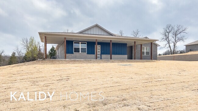 Building Photo - 17636 Salma Rd