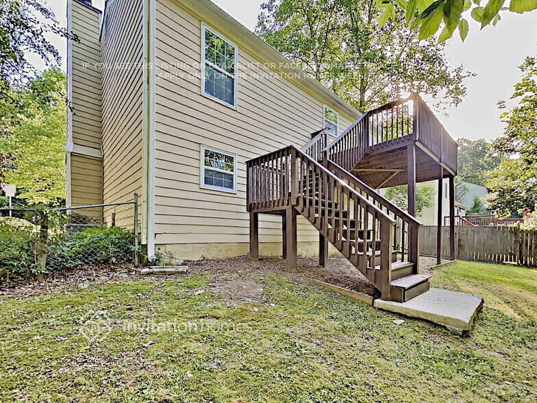 Building Photo - 84 Birch Rill Dr