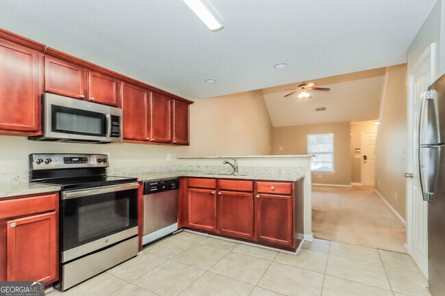 Building Photo - 105 Lossie Ln