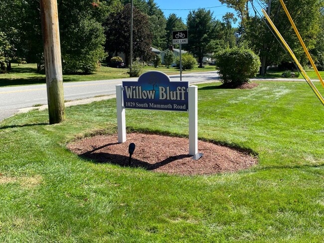 Building Photo - Beautiful Condo in Quiet Community in Manchester!