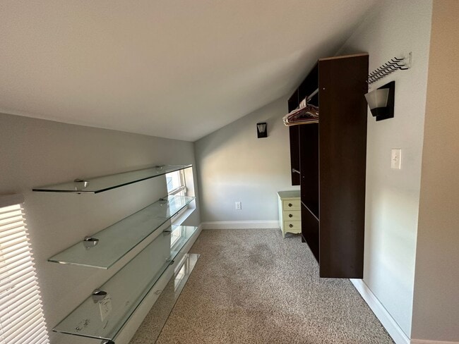 Building Photo - Charming 3 Bedroom/2.5 Bathroom Townhome in Fells Point, Baltimore, MD!