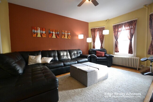 Building Photo - 28 Justin Rd