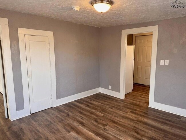 Building Photo - 2130 Ave J