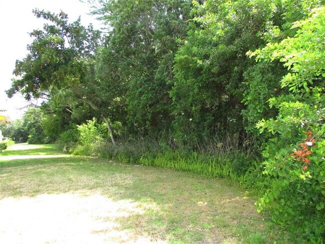 Building Photo - 2391 Sumatran Way