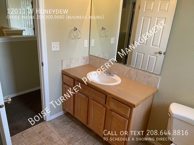 Building Photo - 12011 W Honeydew-