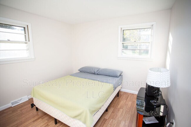 Building Photo - 522 Jersey Ave