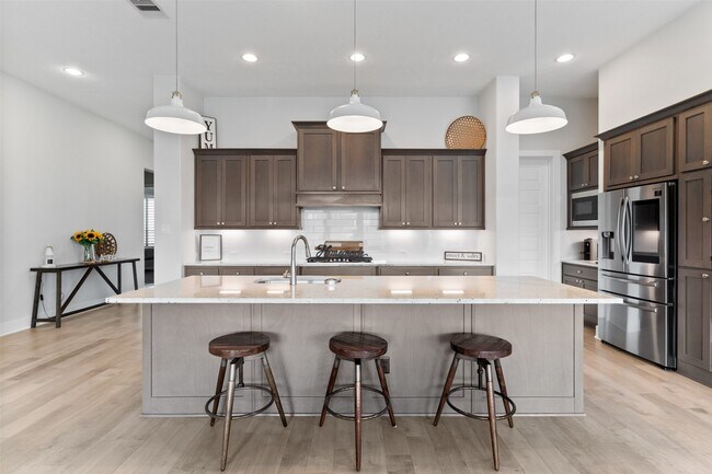 Building Photo - 1102 McMurtry Ridge Dr