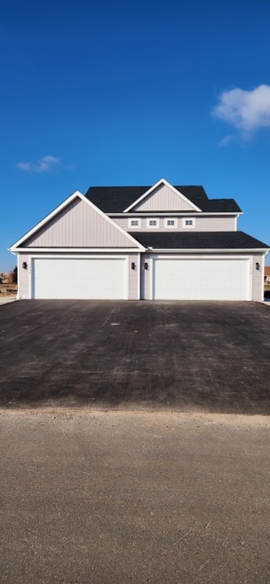 Building Photo - 1834 Kyle Ln