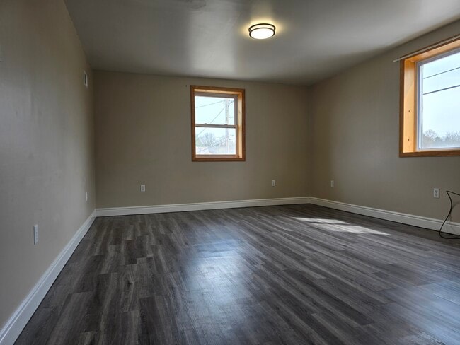 Building Photo - Hamilton Ave