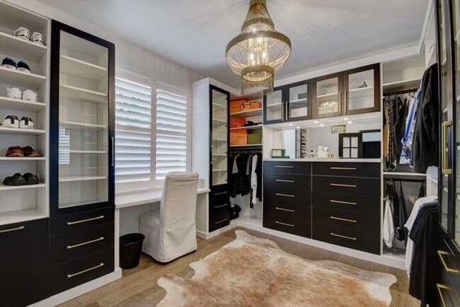 Building Photo - 6298 Sand Hills Cir